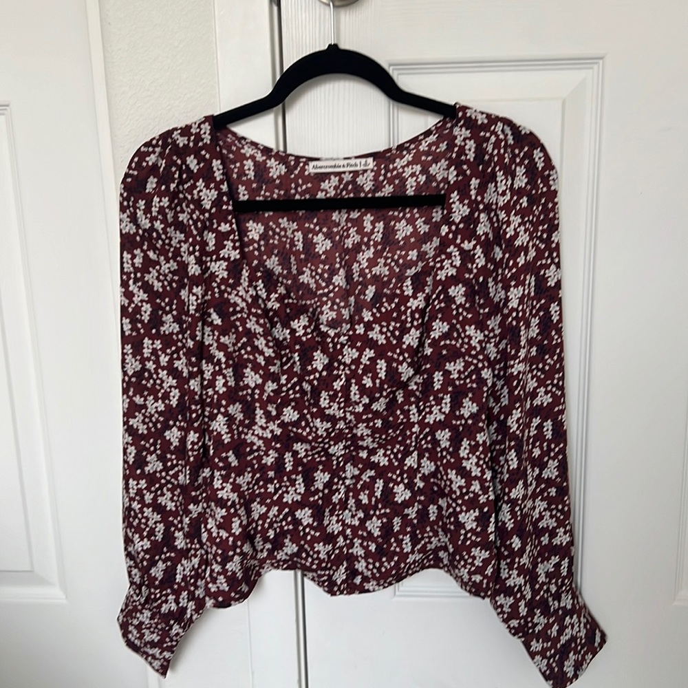 Abercrombie maroon long sleeve floral blouse